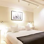 Caterina 1840 N4 アパート